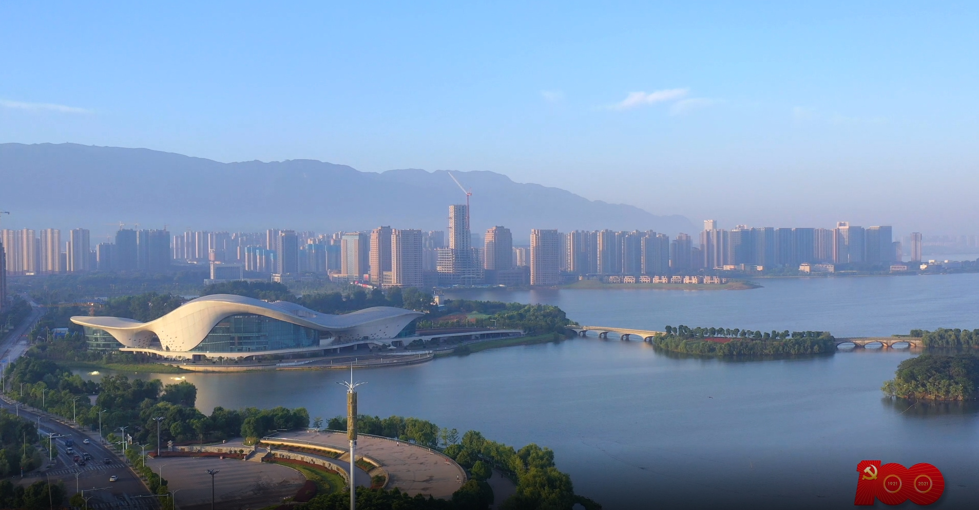 長(zhǎng)沙清潔,長(zhǎng)沙清潔服務(wù),長(zhǎng)沙專(zhuān)業(yè)清潔,長(zhǎng)沙清潔公司,湖南專(zhuān)業(yè)清潔,長(zhǎng)沙保潔公司,長(zhǎng)沙專(zhuān)業(yè)保潔,長(zhǎng)沙物業(yè)保潔